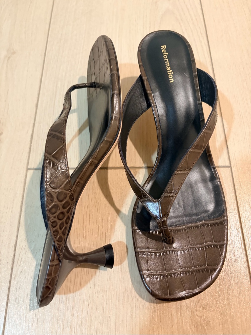 Reformation Sophie Heeled Sandal — Brown Croc - Picture 4 of 5